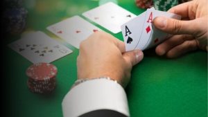 SPR Poker Là Gì - Một Khái Niệm Về Chỉ Số Quan Trọng Trong Poker